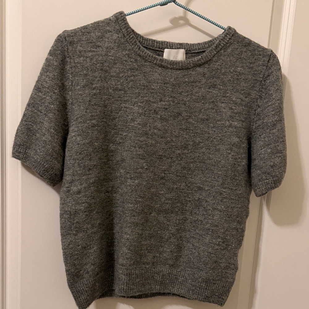 Grey Short Sleeve Sweater